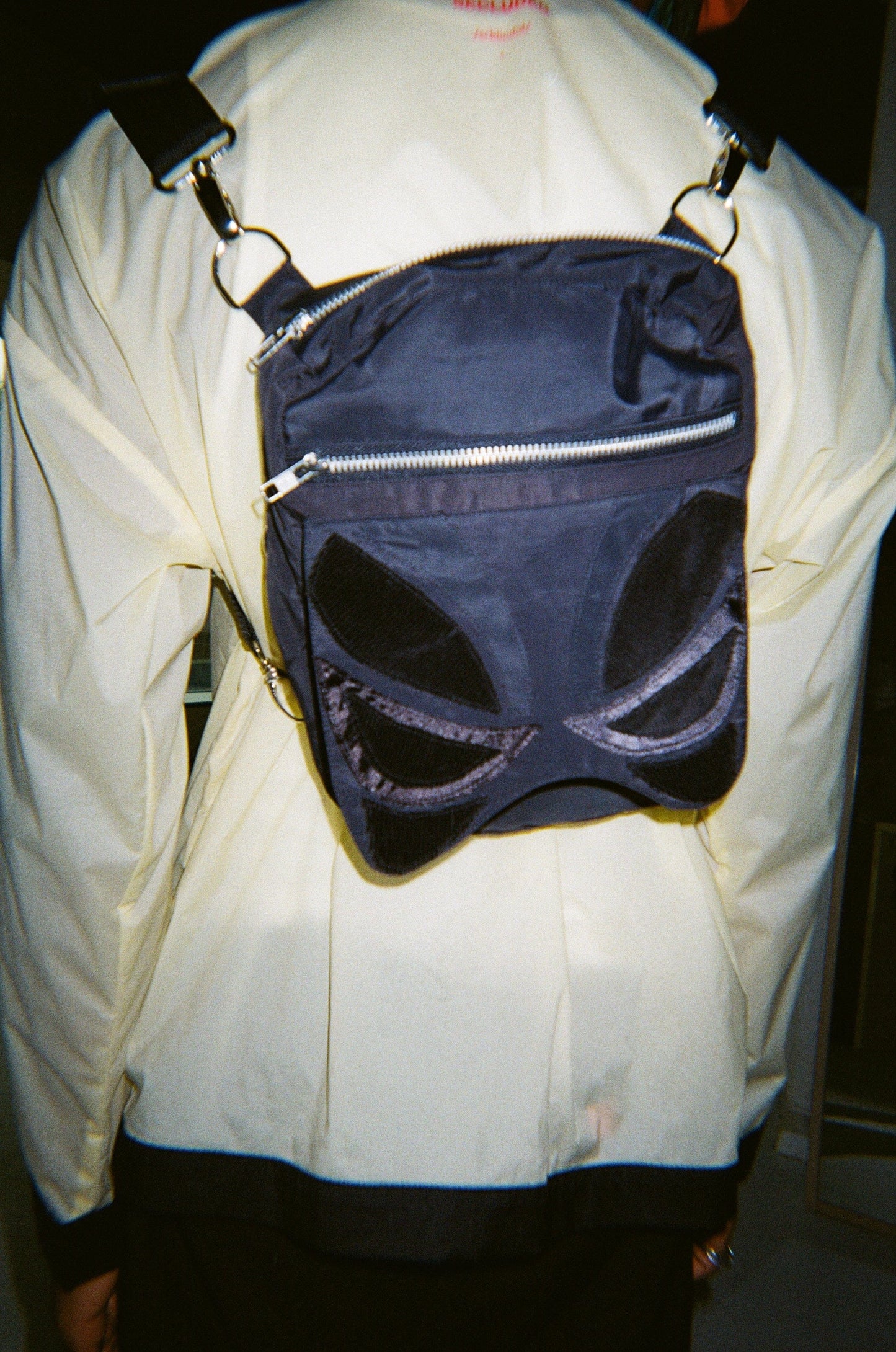SECLUDED RECONSTRUCT BACK NYLON BAG